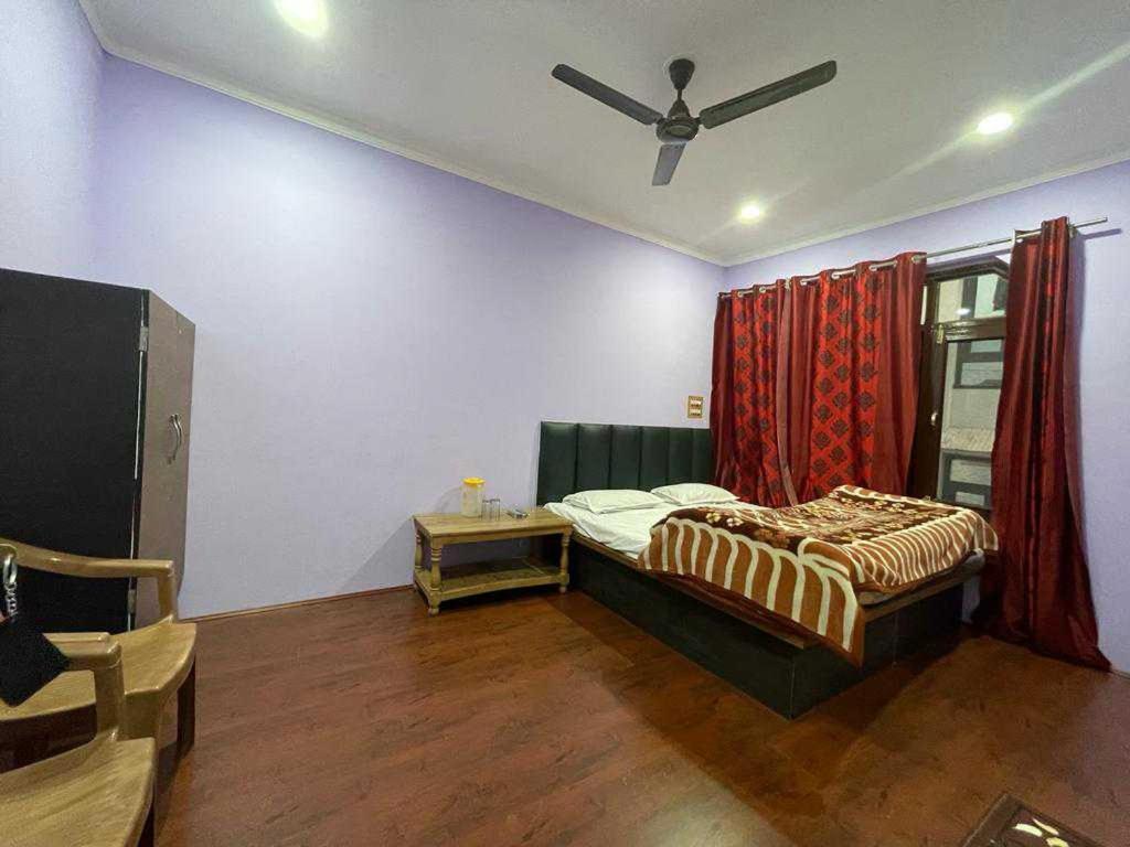 Hotel O Kohsheen Guest House Сринагар Экстерьер фото